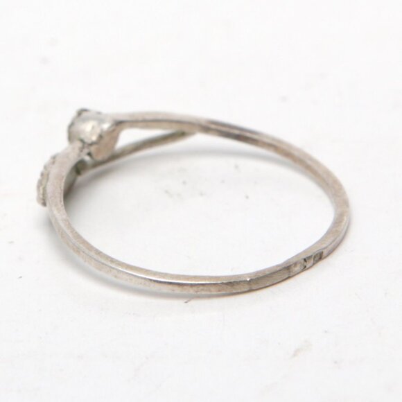 Vintage Silver Curved Leaf Ring Gem Stone Delicate Cubic Zirconia Diamond Dainty - Picture 10 of 11